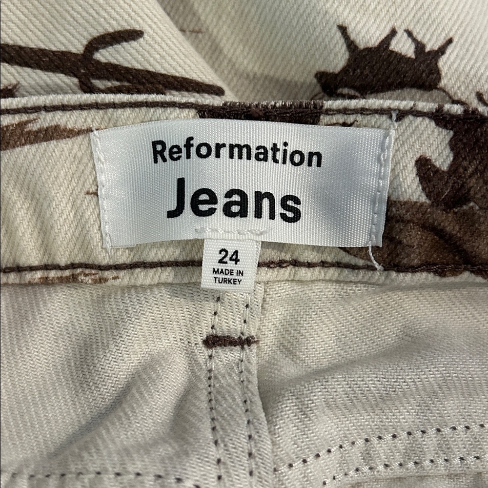 Reformation Sonora Straight Leg Jeans in Desert Sand - Picture 3 of 3